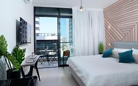 Hi-Yam Seaview Apartments & Suites - Building Shelter Available